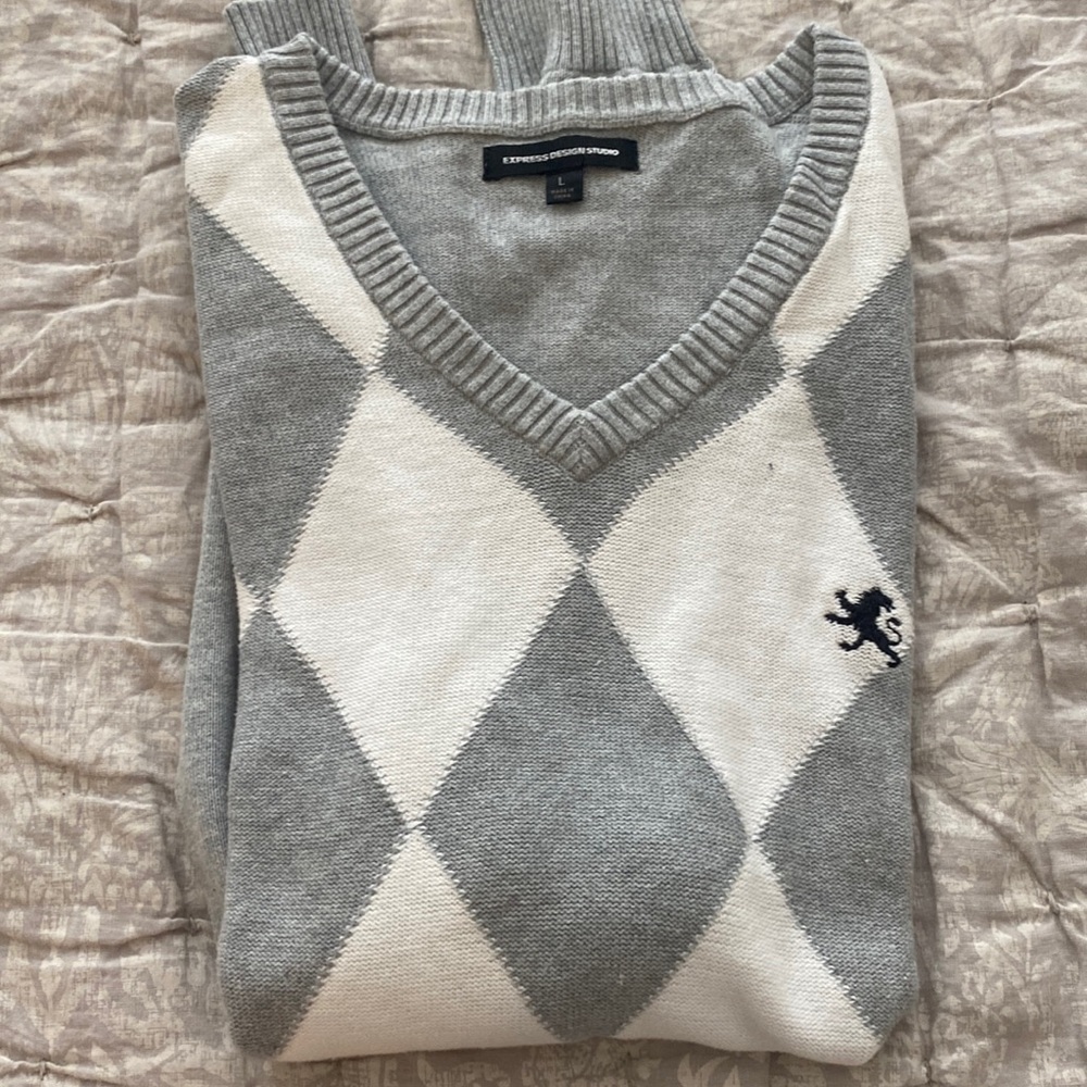 Mens express sweater
